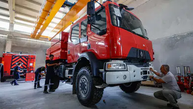 İzmir İtfaiyesi’ne güç katacak 10 yeni arazöz