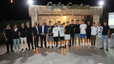 Urla Belediyesi Spor Kulübü'nden Yeni Sezon Heyecanı: Birlik ve Dayanışma Gecesi Düzenlendi!