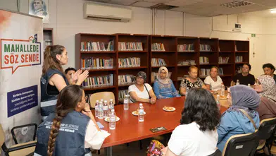 Büyükşehir mahallelinin sesini dinliyor