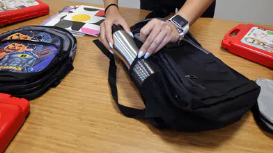 Bayraklı’da 3 Bin Öğrenciye Kırtasiye Desteği
