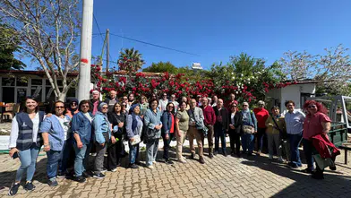 İzmir’in emeklileri kenti keşfetmeye devam ediyor