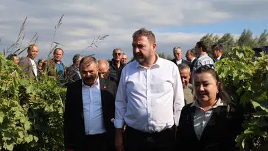 Gümrükçü: “Tatlı Üzümde Acı Fiyat Olmaz, Alım Fiyatı Derhal 150 Liraya Çıkarılmalı”