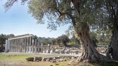 Teos’un taşları 2 bin 200 yıllık tarihi gün yüzüne çıkarıyor