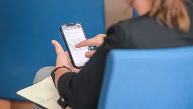 İzmir’de yazarlık yolculuğu başladı
