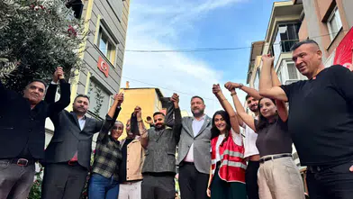 Yeni Parti'den İstifa Eden 200 Kişi CHP'ye Katıldı