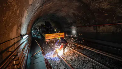 Metro raylarında değişim zamanı