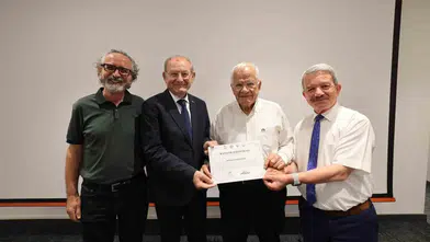 Teknolojinin yaşı yok: Denizlili çınarlar dijital dünyayı keşfetti