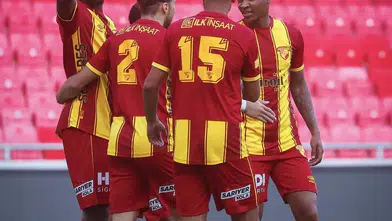 Göztepe'den Bodrum provasında gövde gösterisi