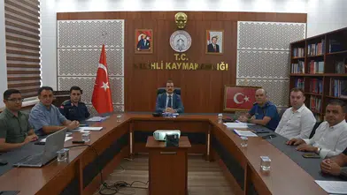 Salihli’de huzur operasyonu: Metruk binalar ve hurda araçlar için düğmeye basıldı