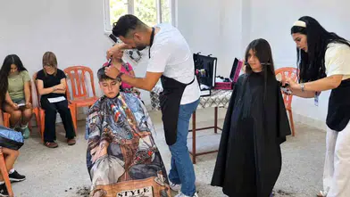 Söke’de miniklerin okul heyecanına belediye dokunuşu: Kuaför ayağına geldi