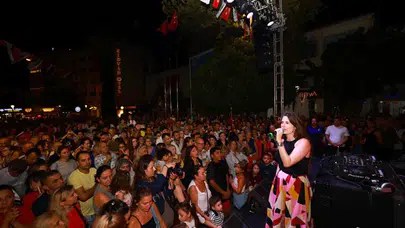 Çeşme’de 30 Ağustos Zafer Bayramı coşkuyla kutlandı