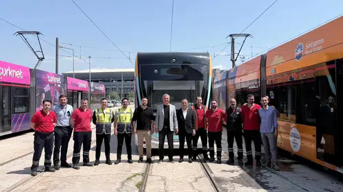 İzmir Metro’nun bilgisi dünyaya ray oldu