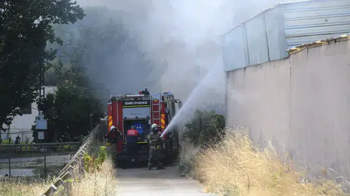 Çiçekli Mahallesi'nde yangın paniği: Ekiplerin hızlı müdahalesiyle felaket önlendi
