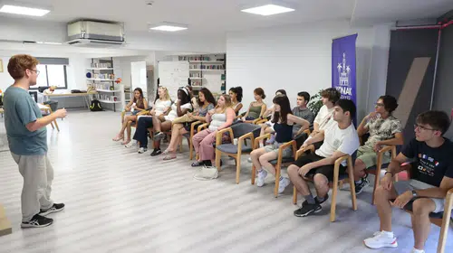 Konak’taki Gençlik Merkezleri, Belçikalı ve Kıbrıslı gençlerden büyük beğeni topladı!