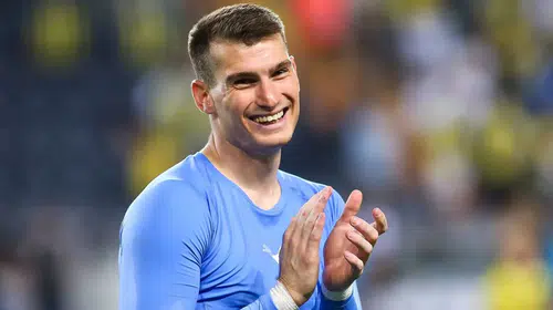 Fenerbahçe'den Livakovic Transferiyle İlgili Açıklama: "Tüm İddialar Asılsız!"