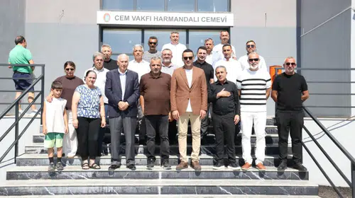 Çiğli’de Muharrem ayının bereketi ve paylaşma kültürü aşure lokmalarıyla yaşatıldı