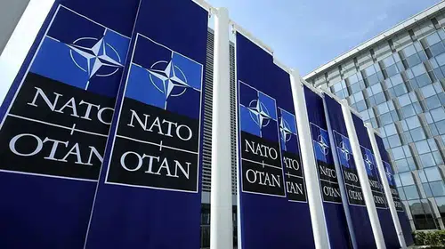 NATO, Romanya hava sahasına izinsiz giren İHA'yı İspanyol F-18'lerle düşürdü