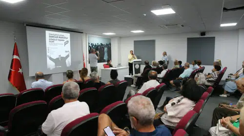 Karşıyaka ‘İzmir Baba’yı unutmadı