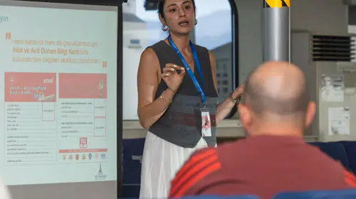 İZDENİZ personeline afet ve yangın eğitimi