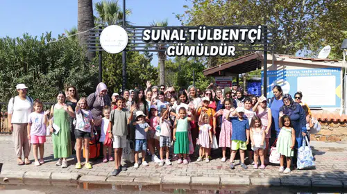 Konak Belediyesi’nden semt merkezi kursiyerlerine deniz sürprizi