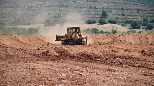 Büyükşehir’den Salihli’ye Hayvancılık, Sulama ve Yangınlar İçin Gölet