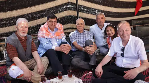 Kütahya’nın yaylalarında samimi buluşma: Başkan Kahveci hemşehrileriyle kucaklaştı