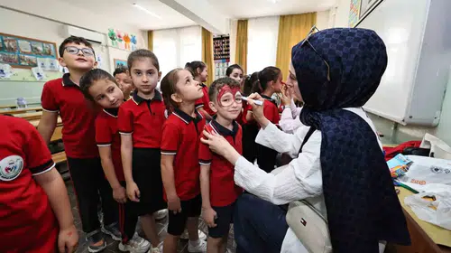 Minik Hamza'nın kaleminden dökülen sevgi seli İl Müdürü'nü harekete geçirdi