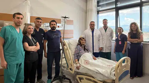 Muğla'da tıp dünyasını konuşturan operasyon: Yüksek riskli hastaya uyutmadan kanser ameliyatı