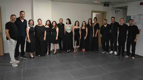 Alaşehir’de eğitimcilerden sanat ziyafeti: Maarif Orkestrası büyüledi