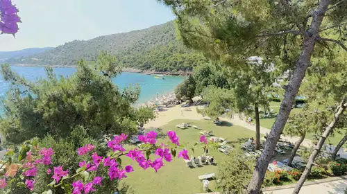 Bodrum'da yaz mesaisi başladı: Termometreler 38 dereceyi gösterdi, sahiller dolup taştı