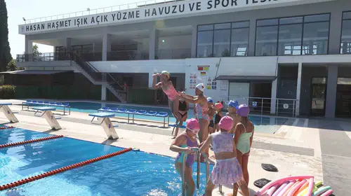 Yatağan’da minik kulaçlar için yaz dönemi başlıyor: Ücretsiz kurs kayıtları açıldı