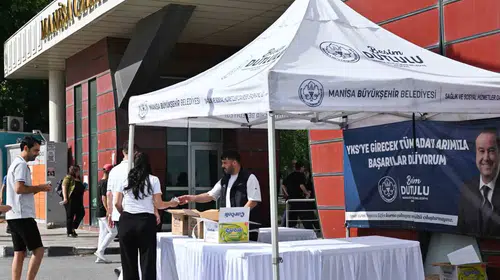 Sınav maratonunda Manisa Büyükşehir’den serinleten destek