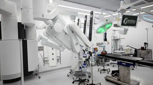 Manisa’da tıp dünyasında dijital devrim: Robotik cerrahide 30 başarılı operasyon