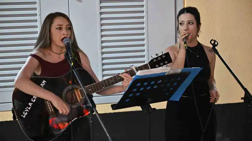 Manisa'da yaz akşamları müziğin ritmiyle şenleniyor