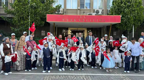 Uşak’ta asırlık gelenek yaşatıldı: 25 çocuk için unutulmaz şölen