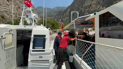 Gökyüzünden vadiye kabus dolu iniş: Yaralı pilot için nefes kesen operasyon