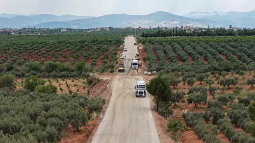Karacasu’da dokuz mahalleyi birbirine bağlayan dev ulaşım hamlesi