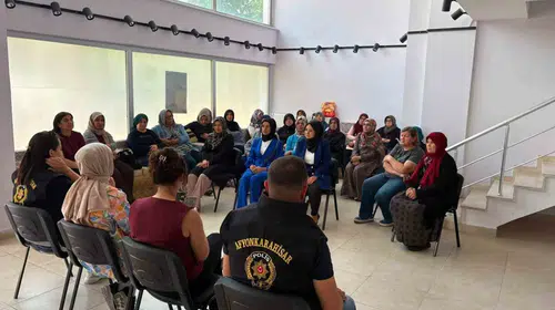 Afyonkarahisar'da kadınlara hayati uyarı: Tek tuşla güvendesiniz