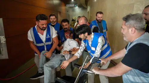 İzmir'in sanat merkezinde nefes kesen afet provası