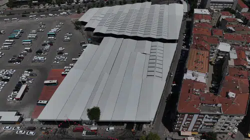 Manisa'da pazar yeri dönüşümü: Hem modern zemin hem de 500 araçlık otopark müjdesi