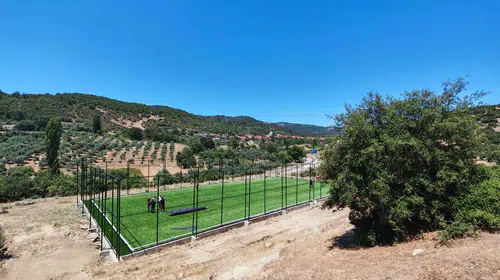 Demirci’de spor seferberliği: 11 mahalle modern sahalarına kavuşuyor