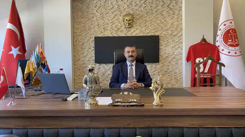 Alaşehir Adliyesi'nde yeni dönem: Başsavcı Hüseyin Kantar mesaisine başladı