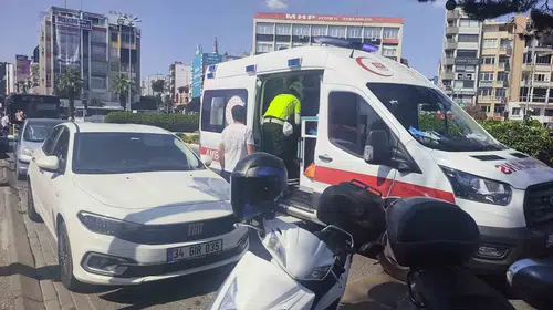 Efeler'de korkutan kaza: Sıkıştırılan motosikletli metrelerce sürüklendi