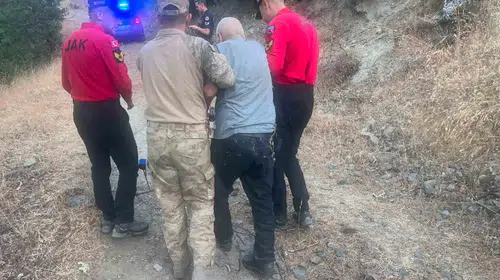 27 saatlik nefes kesen arayış: Kayıp yaşlı adam dağlık bölgede bulundu