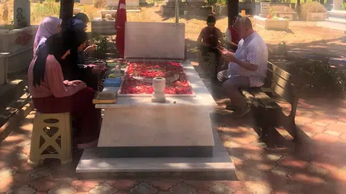 Sarıgöl’ün minik kalpleri şehitlerini dualarla andı