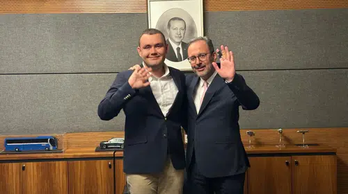 Denizlerin efendisi Tuna Tunca’ya Ankara’dan tebrik telefonu