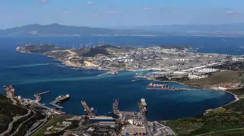 Deniz ticaretinin kalbi Aliağa’da atıyor: 2026’nın ilk yarısında zirveyi bırakmadı