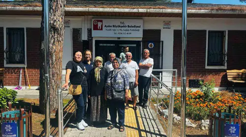 Aydın’da ağız ve diş sağlığı hizmeti mahalle mahalle vatandaşın ayağına gidiyor