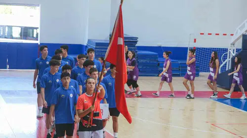 Söke'de potanın yıldızları sahne aldı: Geleceğin devleri parkeye indi