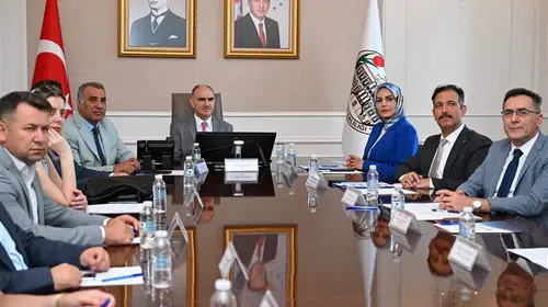 Manisa ekonomisinde istihdam seferberliği: Binlerce kişiye iş kapısı aralandı